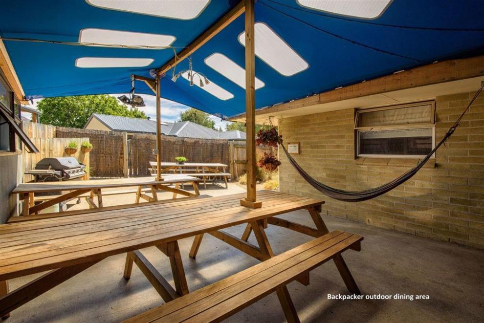 Wanaka Backpackers Bothy Hostel Exterior photo